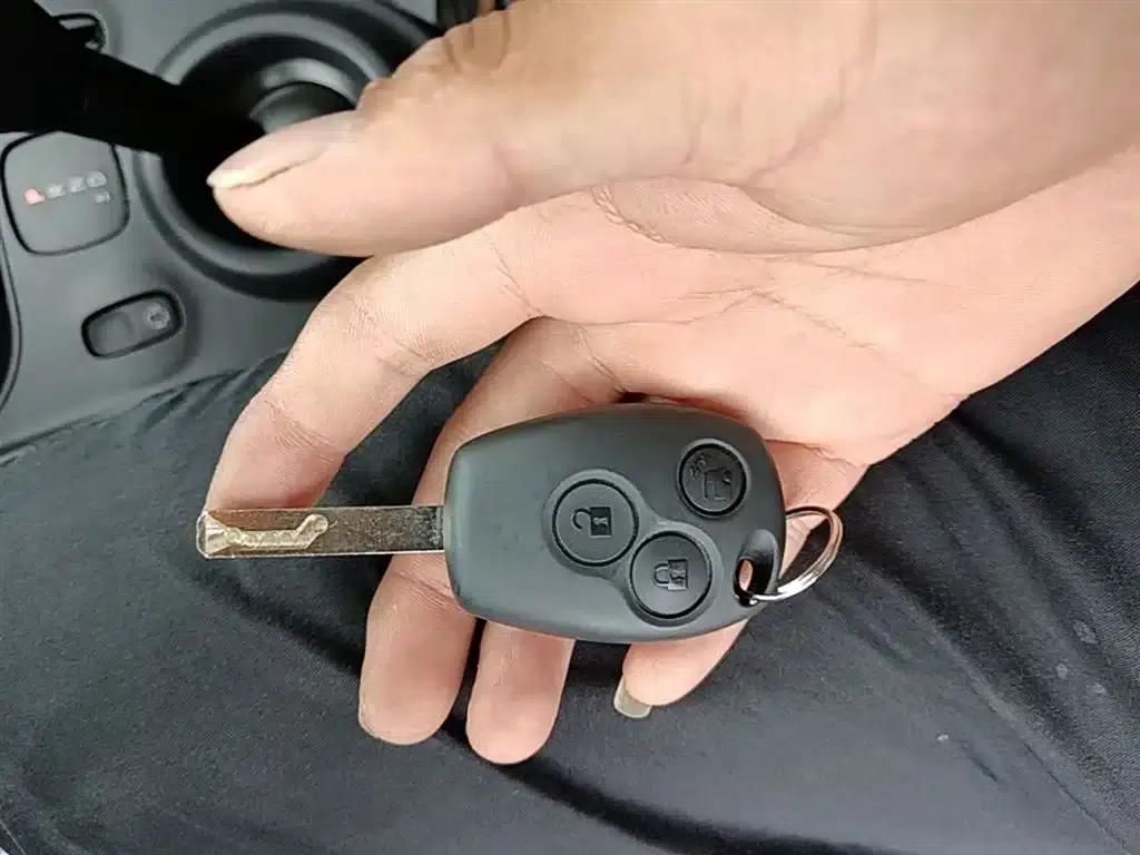 2016 Smart Forfour 1.0L 52kW Passion Edition — миниатюра 9