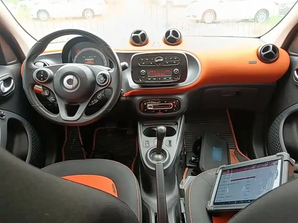 2016 Smart Forfour 1.0L 52kW Passion Edition — миниатюра 10