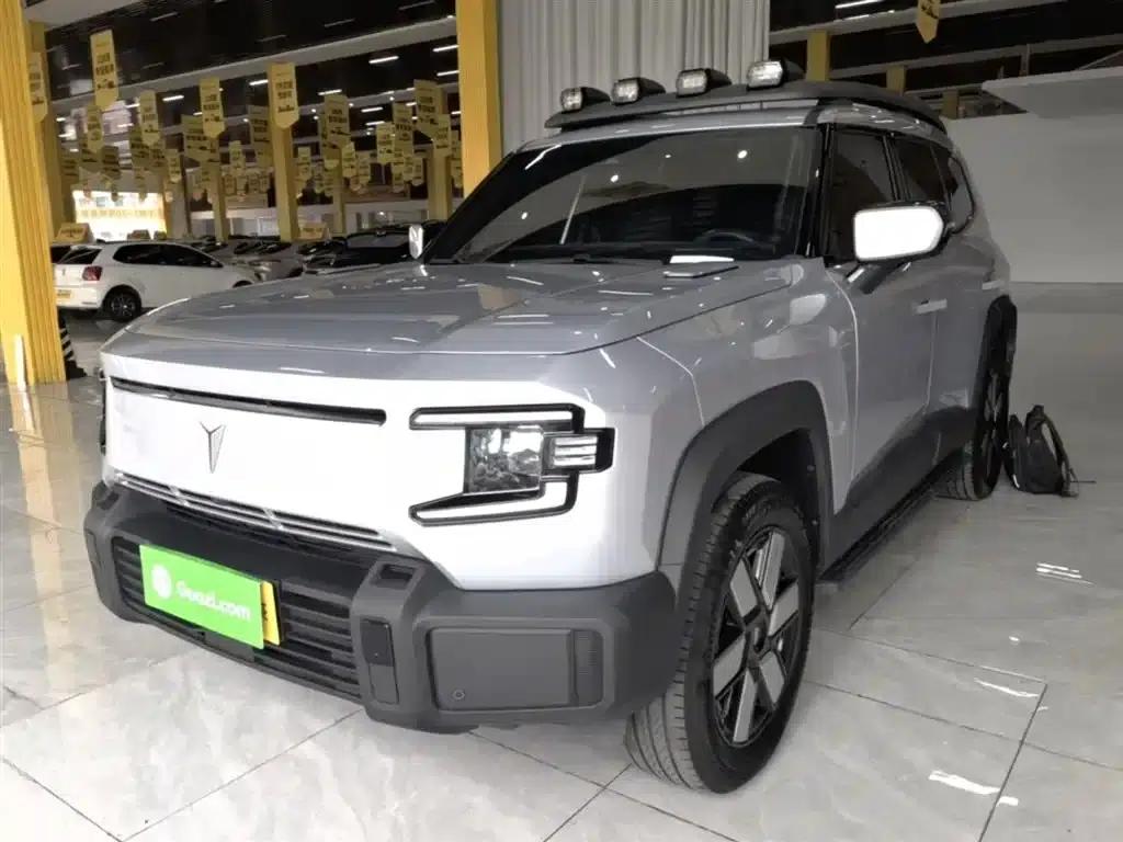 Dark Blue G318 2024 Model, 4WD Air Suspension Version — миниатюра 2