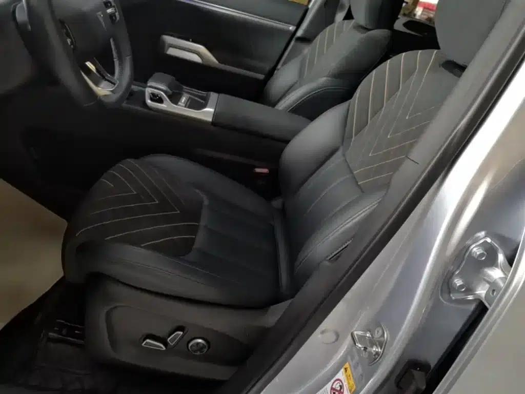 Dark Blue G318 2024 Model, 4WD Air Suspension Version — миниатюра 15
