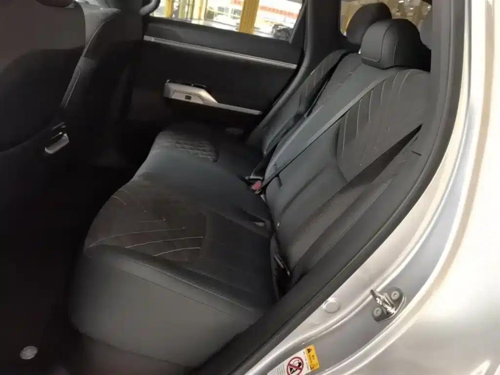 Dark Blue G318 2024 Model, 4WD Air Suspension Version — миниатюра 17