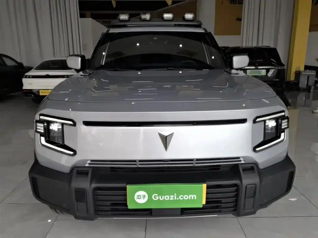 Dark Blue G318 2024 Model, 4WD Air Suspension Version — миниатюра 3
