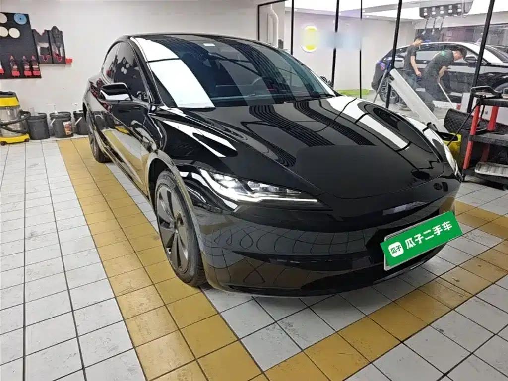 Model 3 2023 Rear-Wheel Drive — миниатюра 4