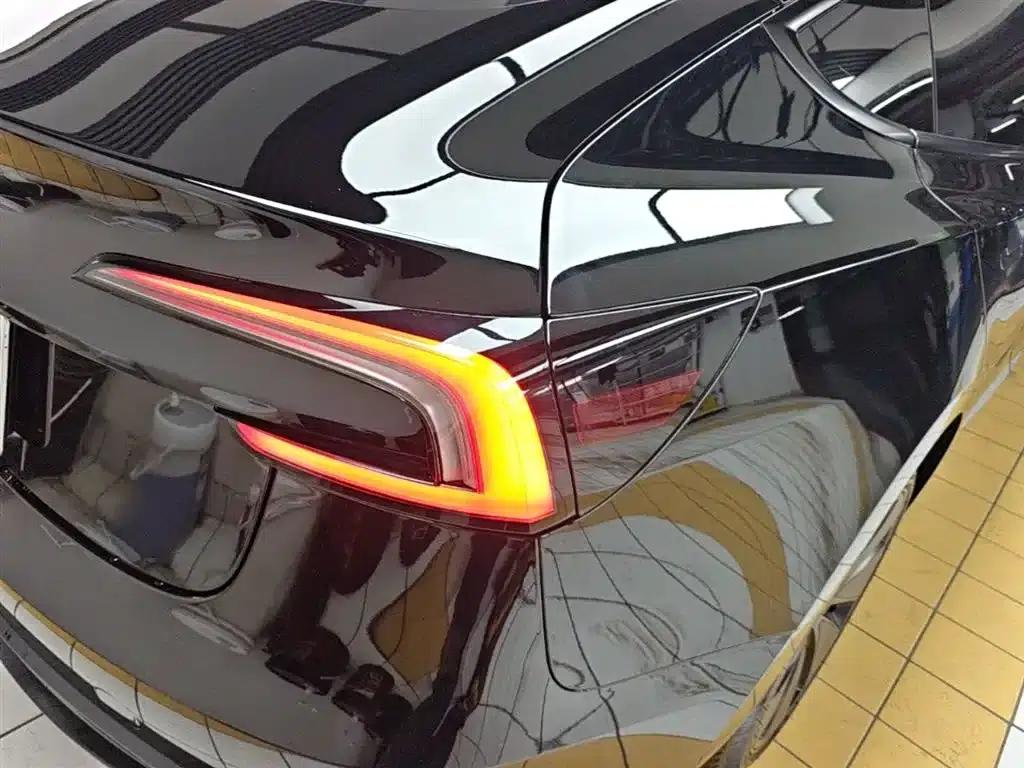 Model 3 2023 Rear-Wheel Drive — миниатюра 8