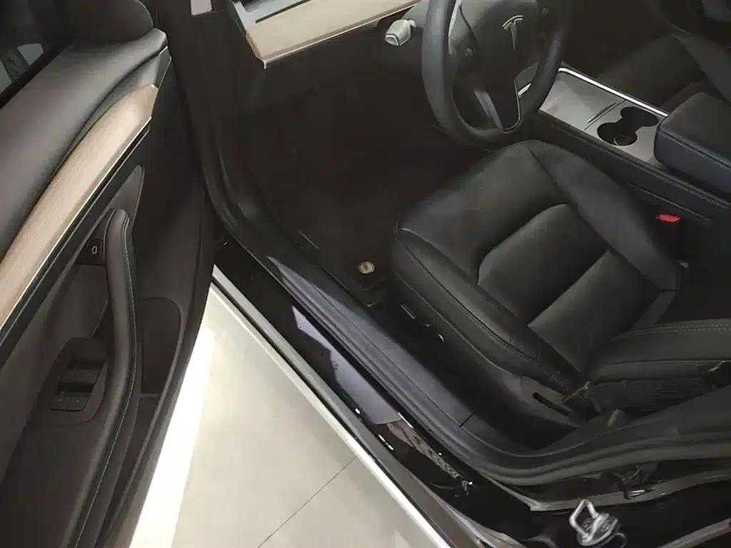 Model 3 2022 Rear-Wheel Drive — миниатюра 16