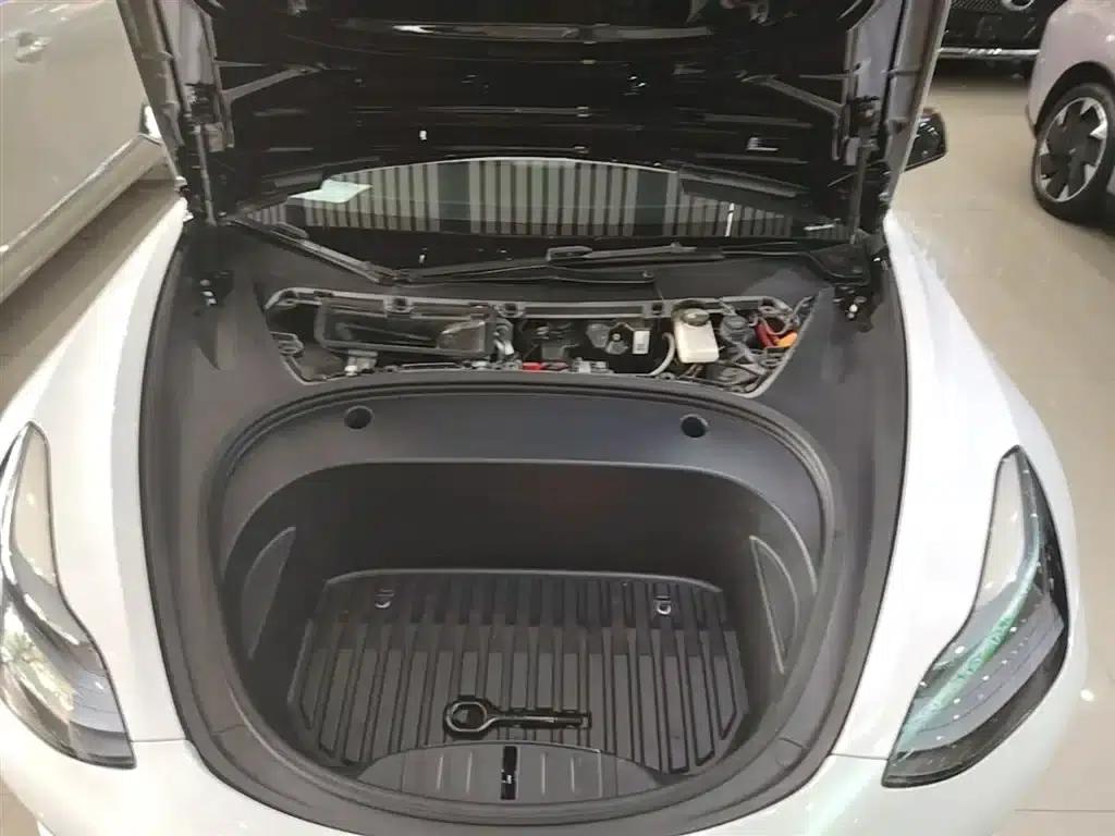 Model 3 2022 Rear-Wheel Drive — миниатюра 20