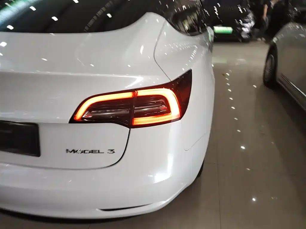 Model 3 2022 Rear-Wheel Drive — миниатюра 8