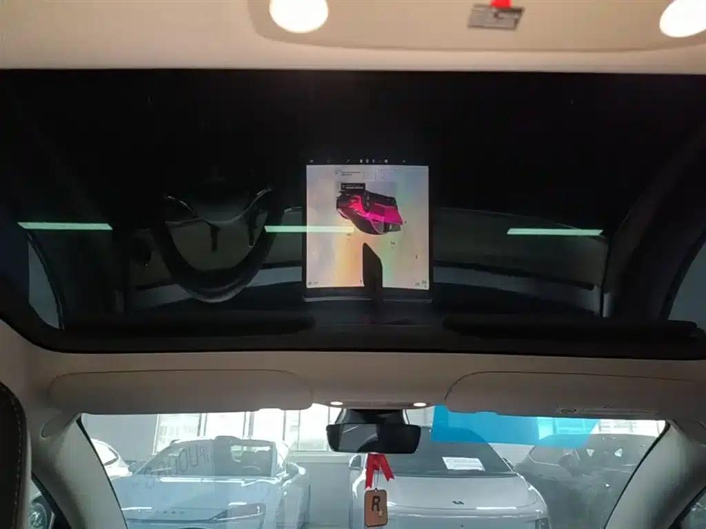 Model 3 2022 Rear-Wheel Drive — миниатюра 18