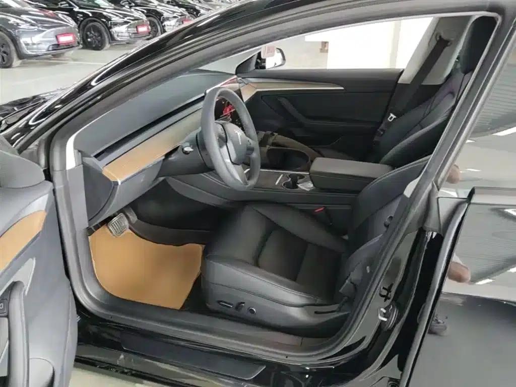 Model 3 2022 Rear-Wheel Drive — миниатюра 11