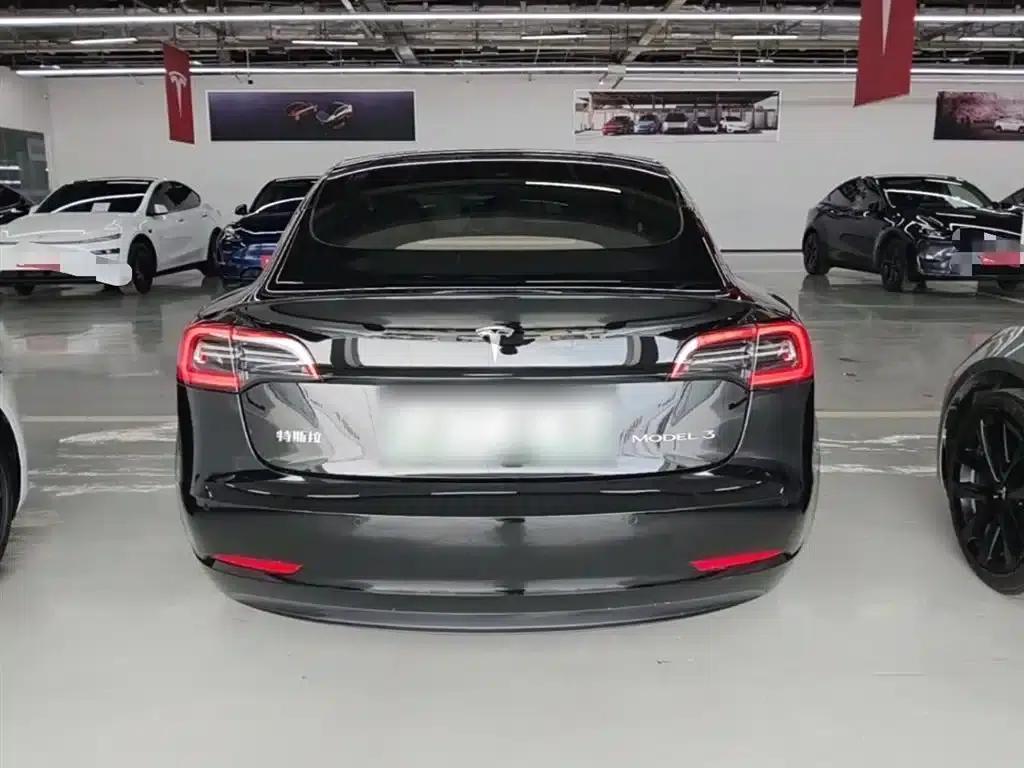 Model 3 2022 Rear-Wheel Drive — миниатюра 4