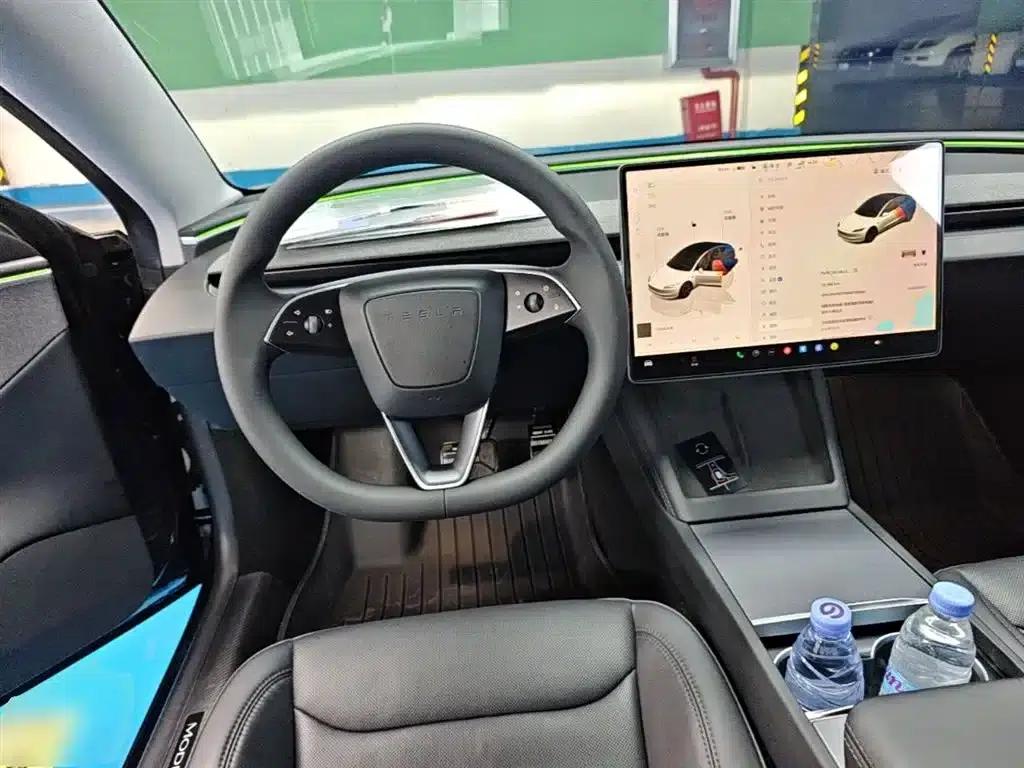 Model 3 2023 Rear-Wheel Drive — миниатюра 11