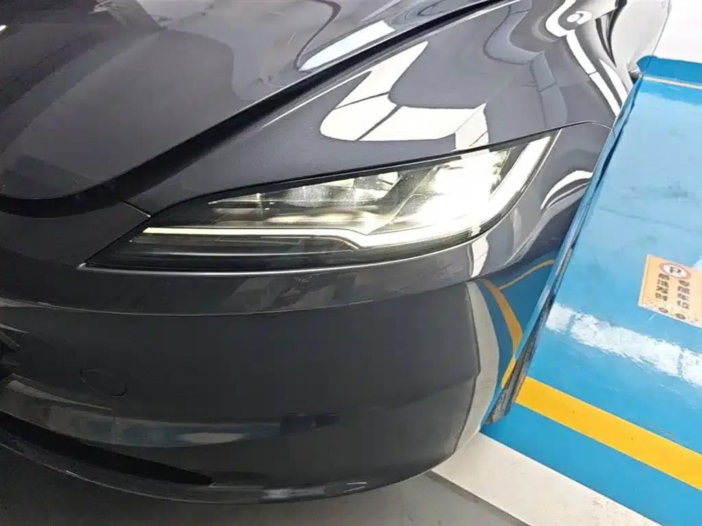 Model 3 2023 Rear-Wheel Drive — миниатюра 24