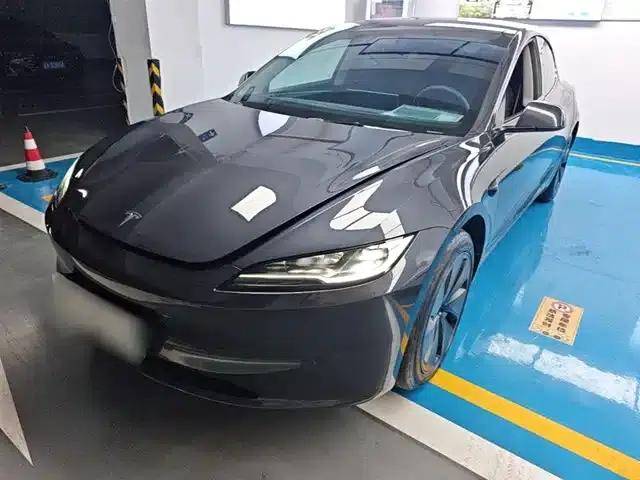 Model 3 2023 Rear-Wheel Drive