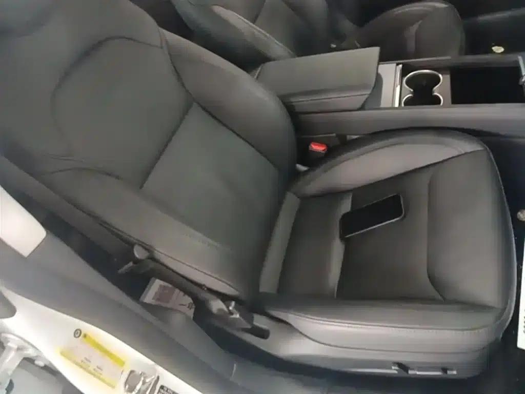 Model 3 2023 Rear-Wheel Drive — миниатюра 25
