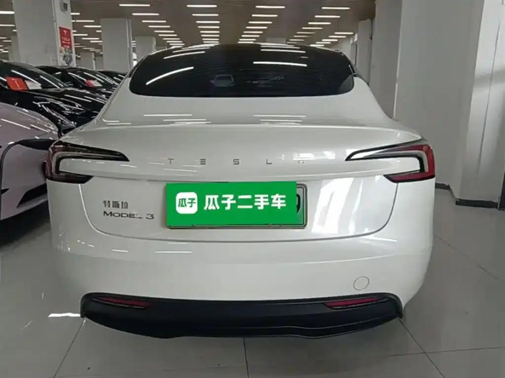 Model 3 2023 Rear-Wheel Drive — миниатюра 6