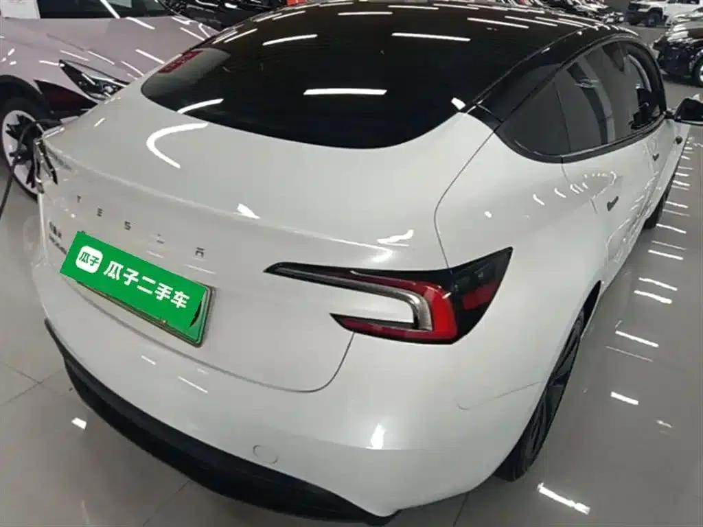 Model 3 2023 Rear-Wheel Drive — миниатюра 7
