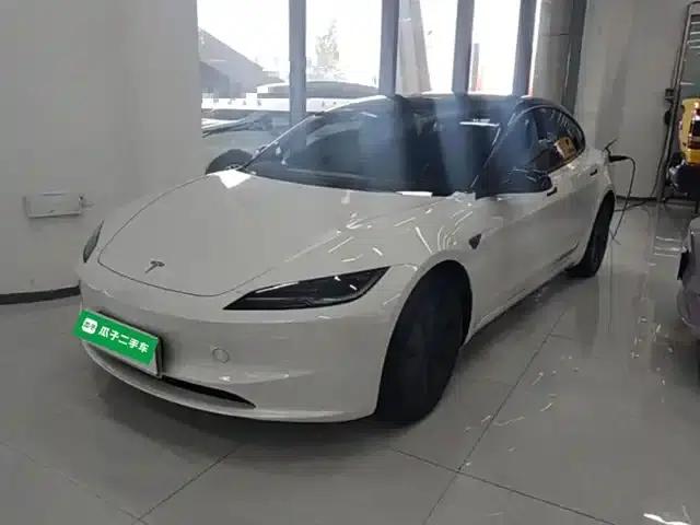 Model 3 2023 Rear-Wheel Drive