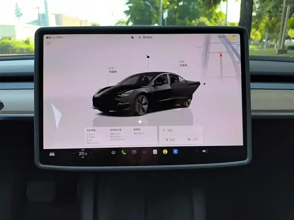 Model 3 2022 Rear-Wheel Drive — миниатюра 13