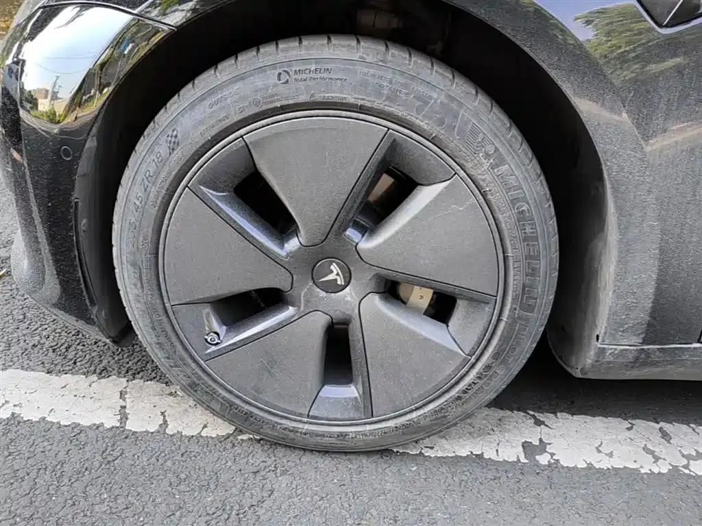 Model 3 2022 Rear-Wheel Drive — миниатюра 23