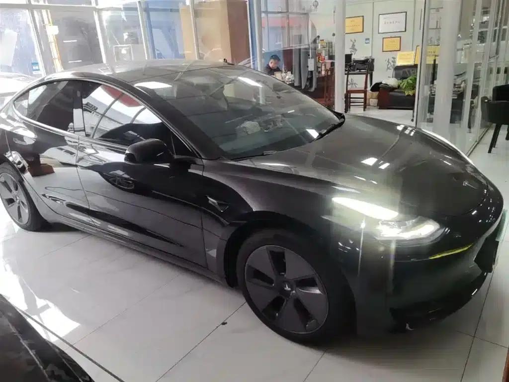 Model 3 2022 Rear-Wheel Drive — миниатюра 4