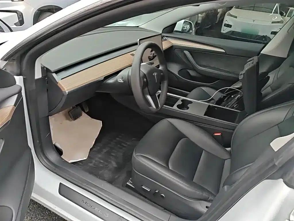 Model 3 2022 Rear-Wheel Drive — миниатюра 15