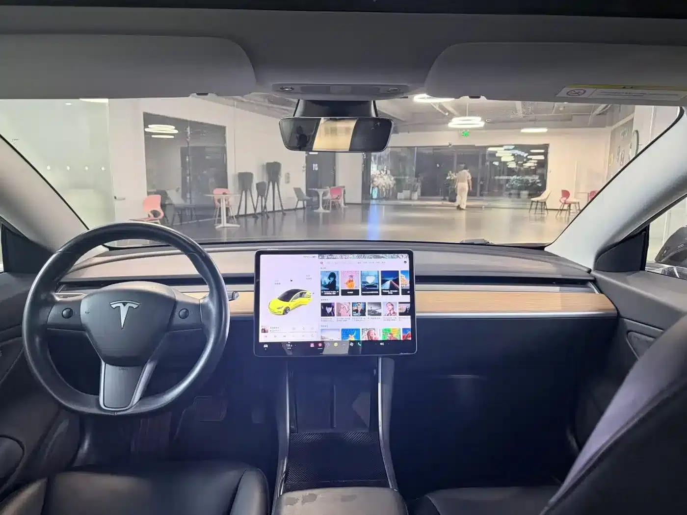 Imported 2019 Model 3 Long Range Rear-Wheel Drive — миниатюра 4