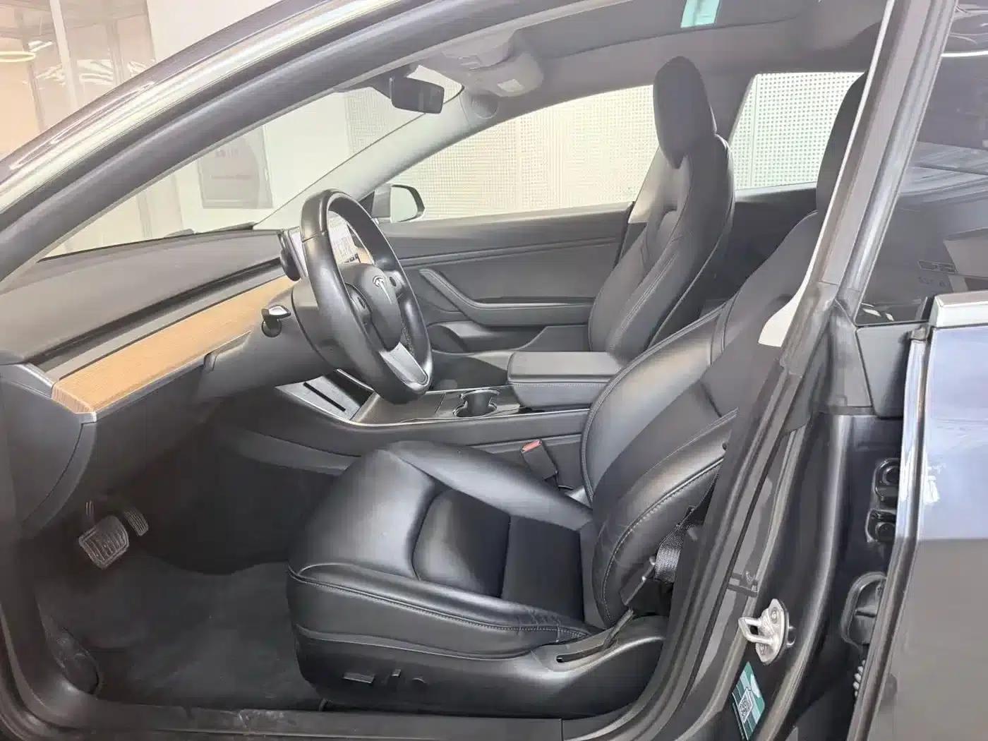 Imported 2019 Model 3 Long Range Rear-Wheel Drive — миниатюра 7
