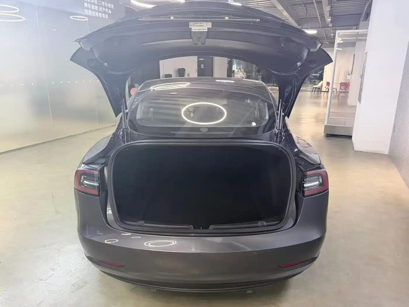 Imported 2019 Model 3 Long Range Rear-Wheel Drive — миниатюра 9