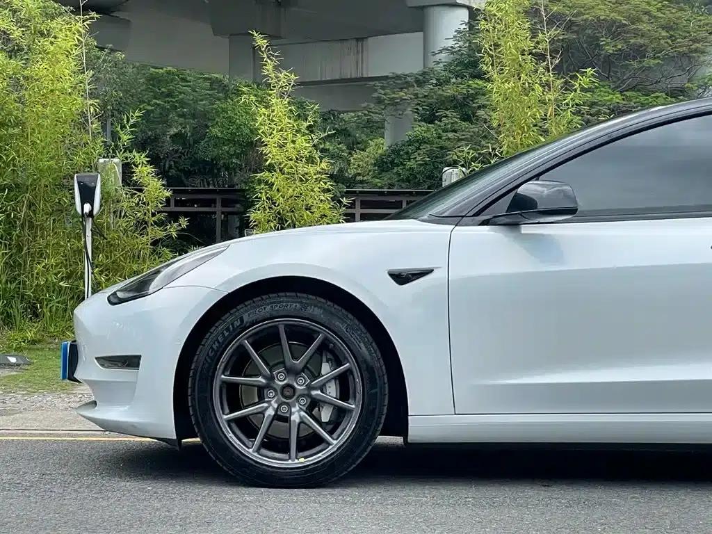 Imported 2019 Model 3 Long Range All-Wheel Drive — миниатюра 5