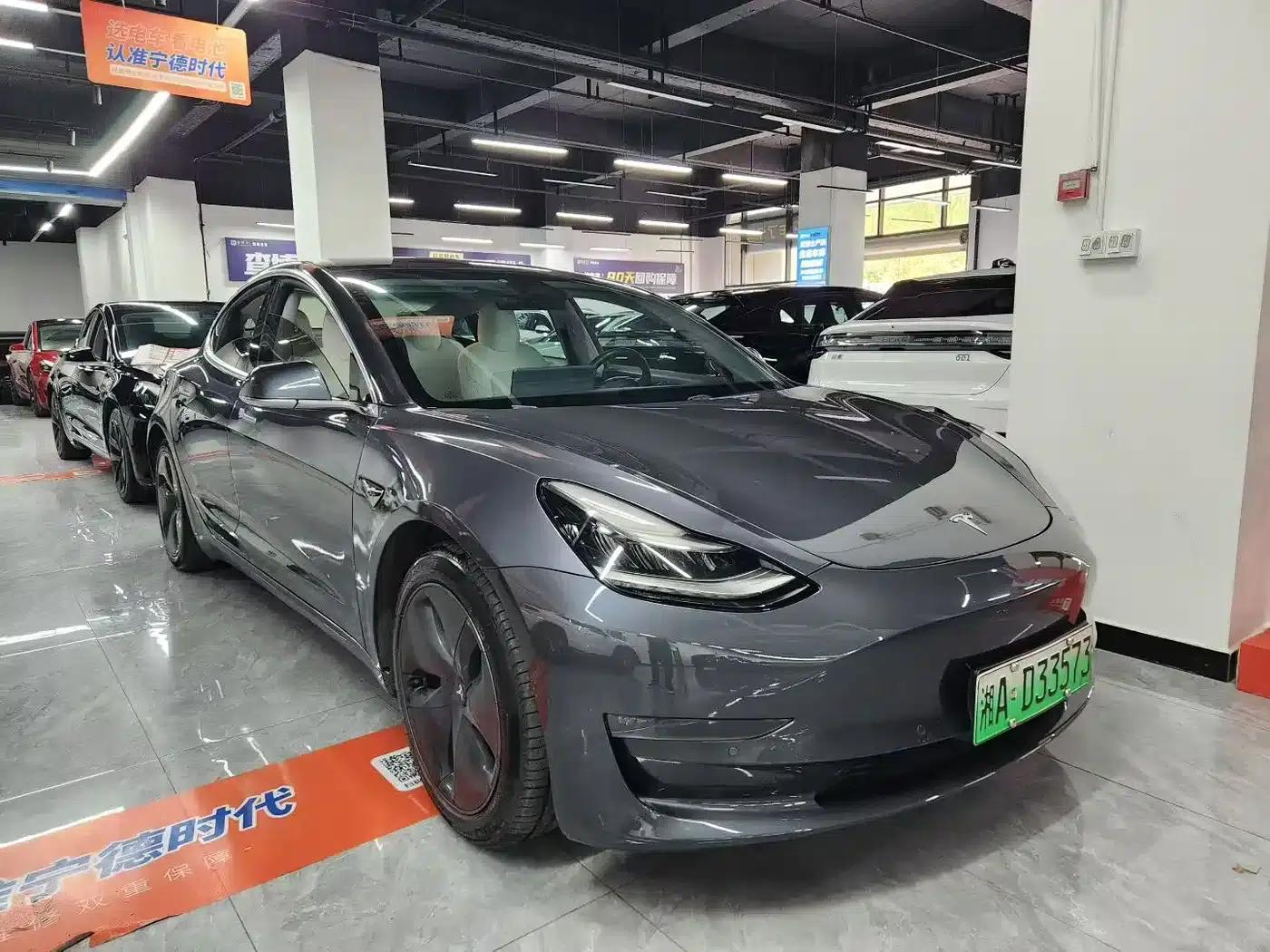 Imported 2019 Model 3 Long Range All-Wheel Drive — миниатюра 1