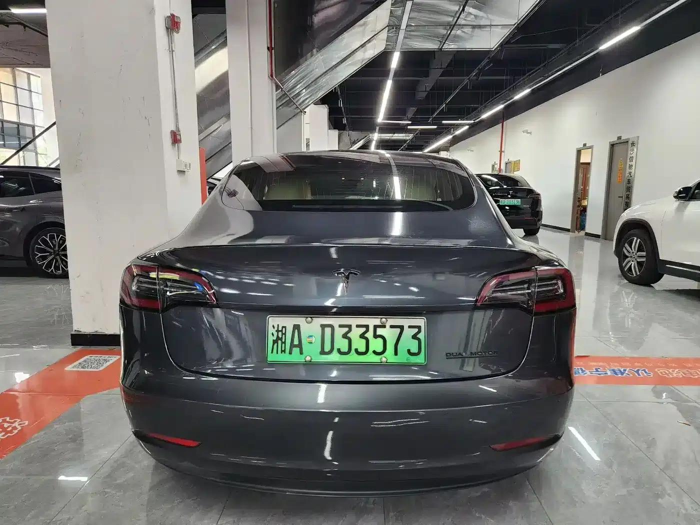 Imported 2019 Model 3 Long Range All-Wheel Drive — миниатюра 8