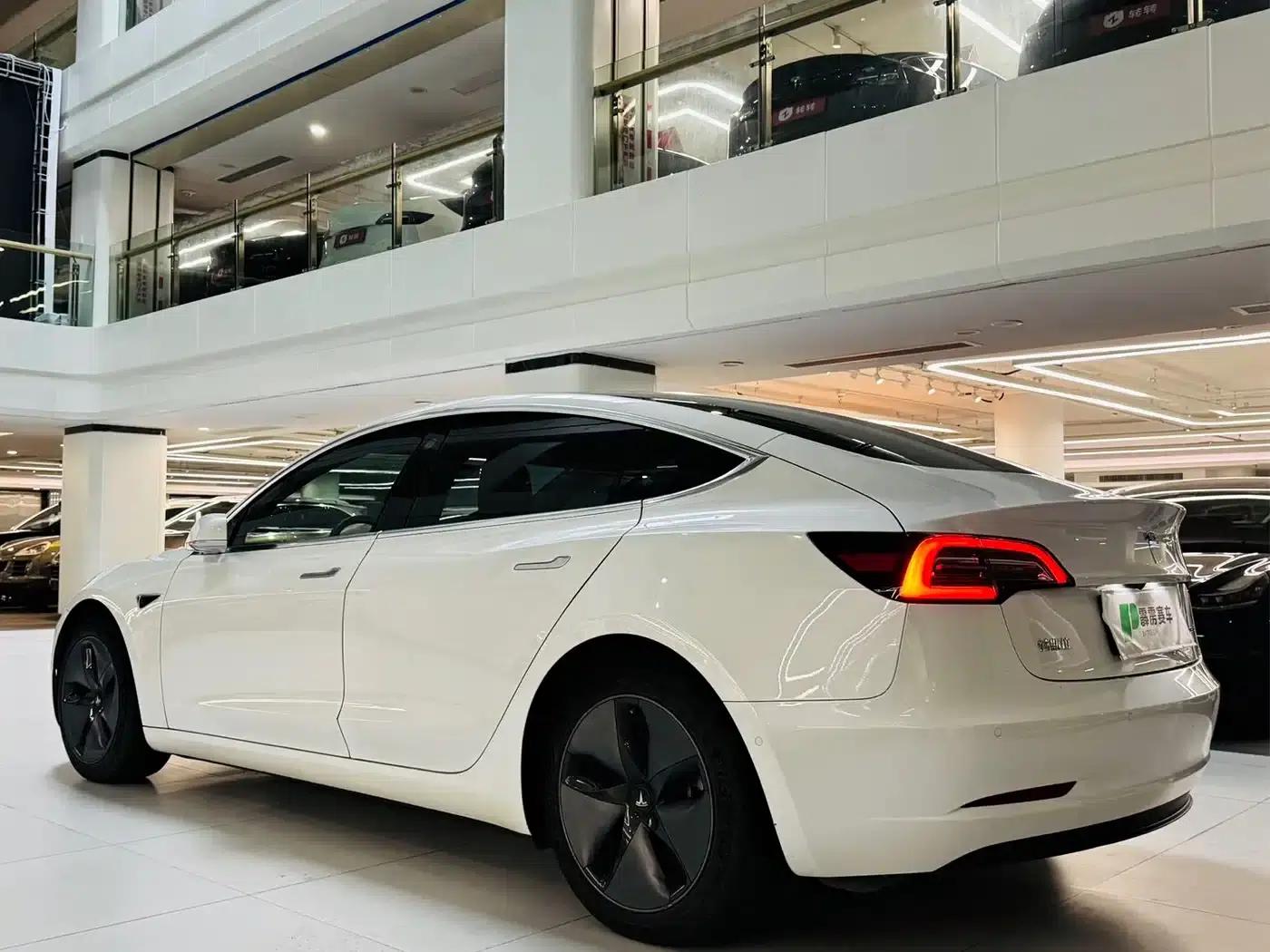 Imported 2019 Model 3 Long Range All-Wheel Drive — миниатюра 6