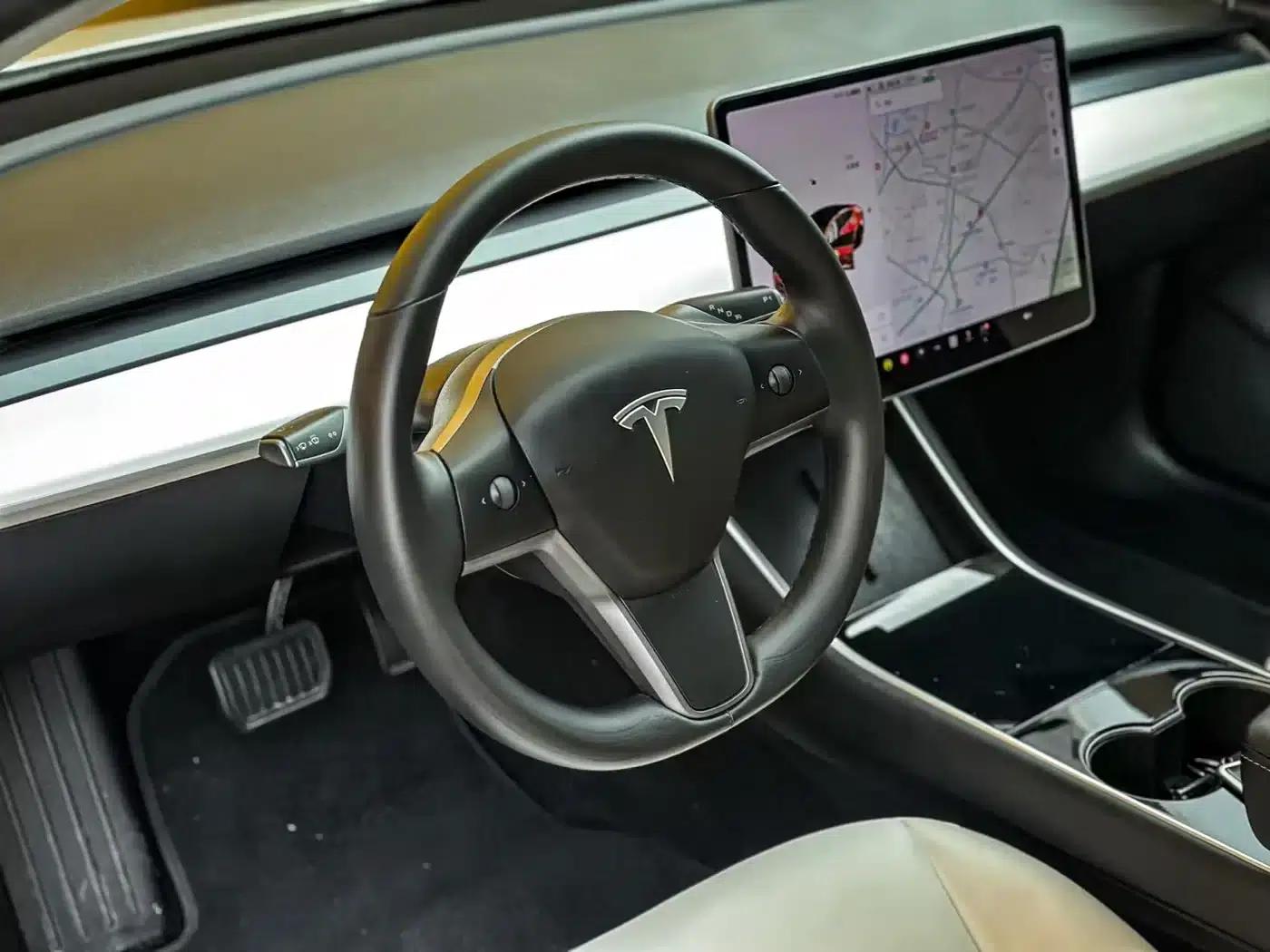 Imported 2019 Model 3 Long Range Rear-Wheel Drive — миниатюра 4