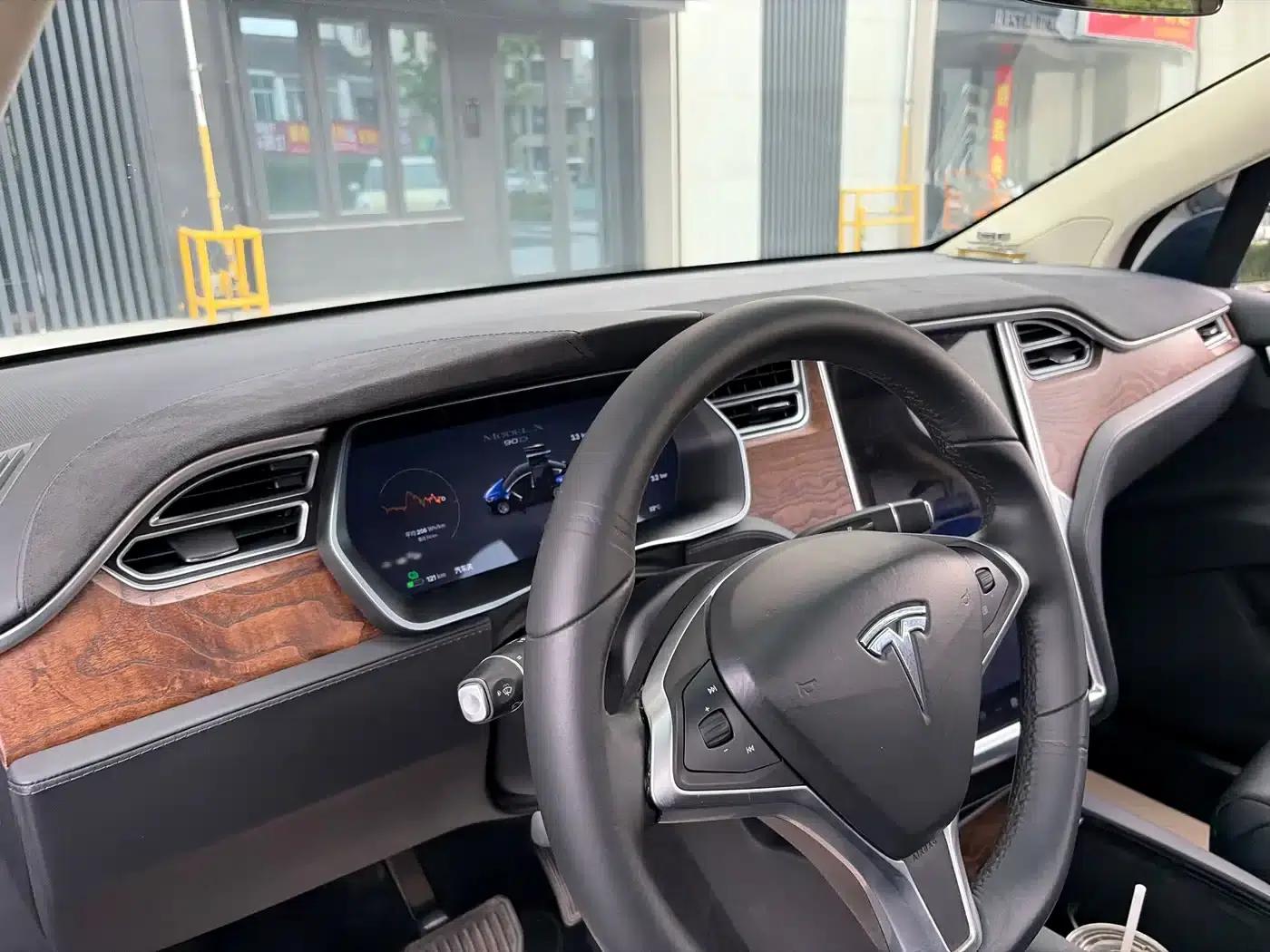 2016 Model X 90D — миниатюра 14