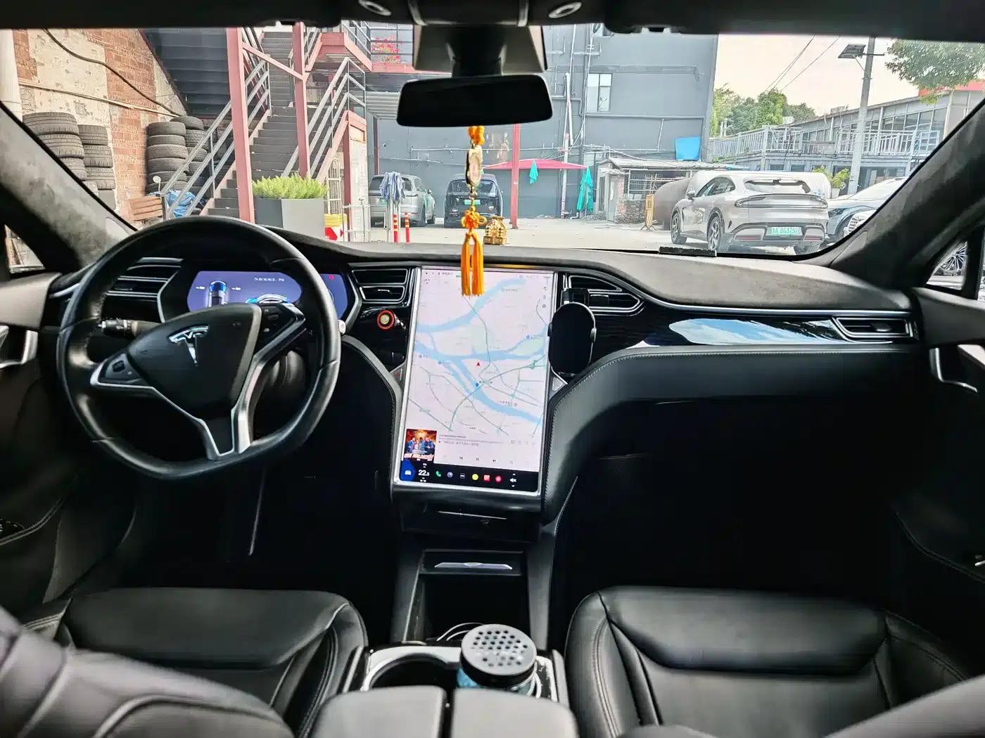 2016 Model S 75D — миниатюра 15