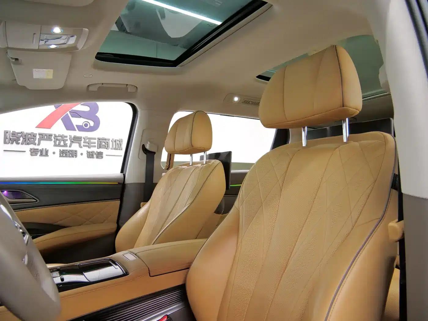 Denza D9 2022 DM-i 970 4WD Premium Edition — миниатюра 8