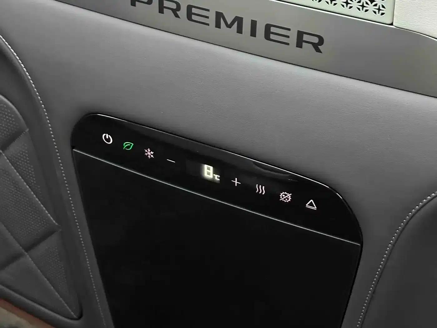 Denza D9 2023 PREMIER Founder Edition — миниатюра 16
