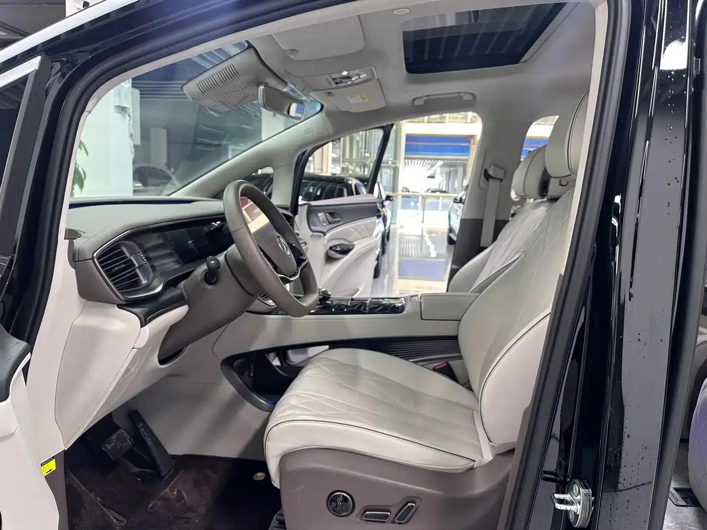 Denza D9 2022 DM-i 970 AWD Flagship Edition — миниатюра 4