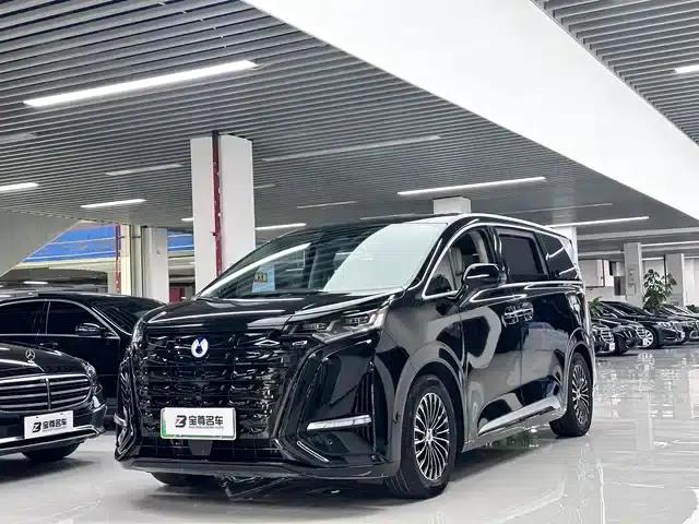 Denza D9 2022 DM-i 970 AWD Flagship Edition