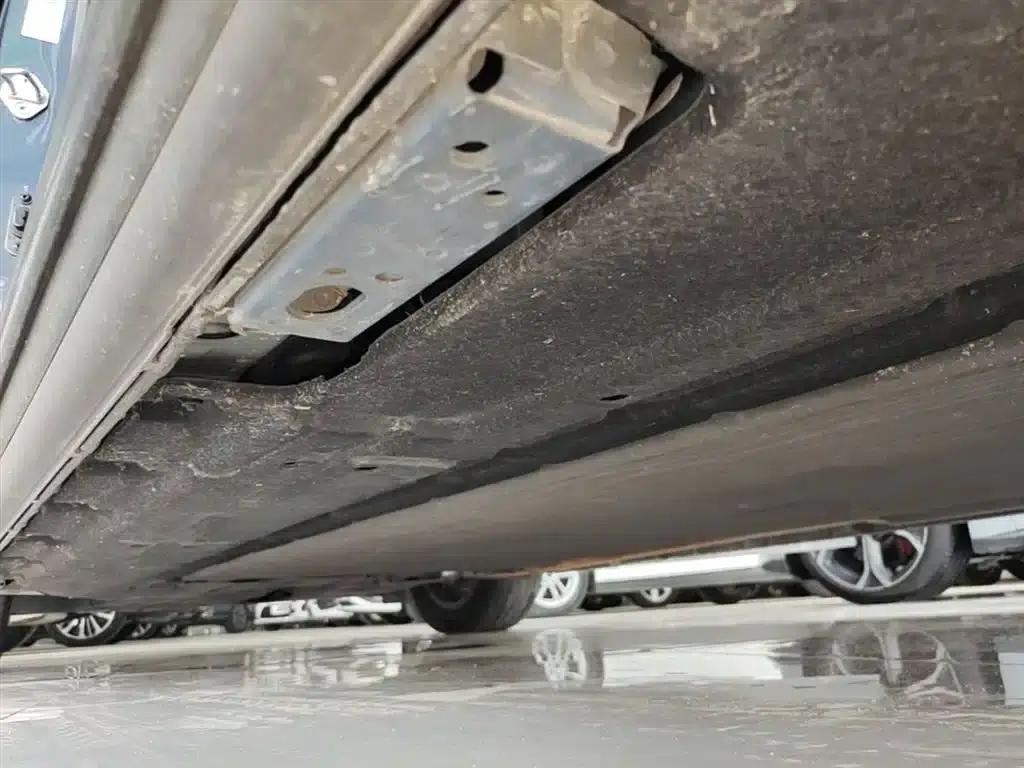 Denza D9 2024 DM-i 980 AWD Flagship — миниатюра 22