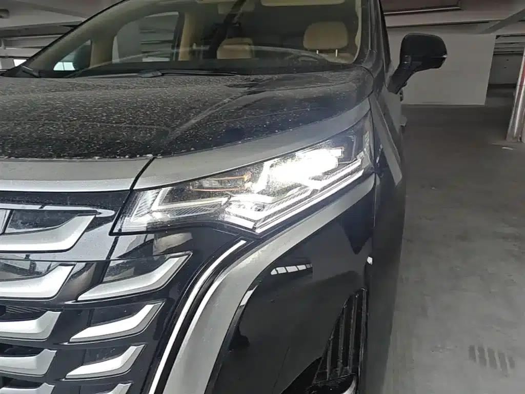 Denza D9 2025 DM-i Smart Driving Edition 1020 AWD Premium — миниатюра 24