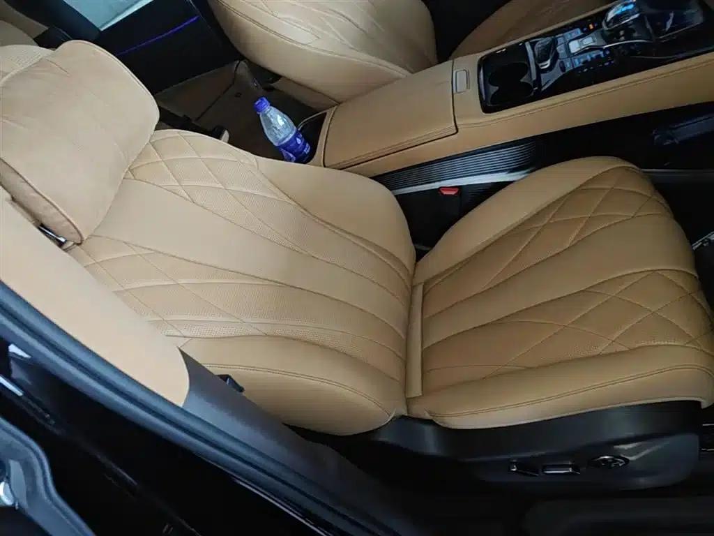 Denza D9 2025 DM-i Smart Driving Edition 1020 AWD Premium — миниатюра 25