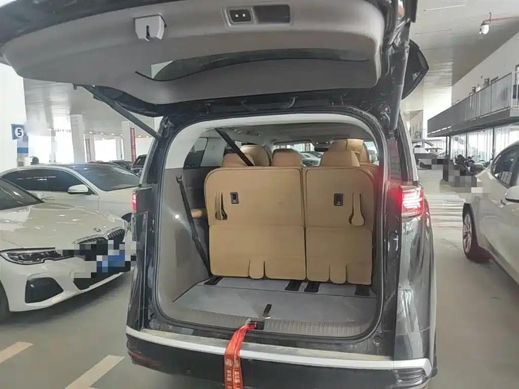 Denza D9 2022 DM-i 970 AWD Flagship Edition — миниатюра 19