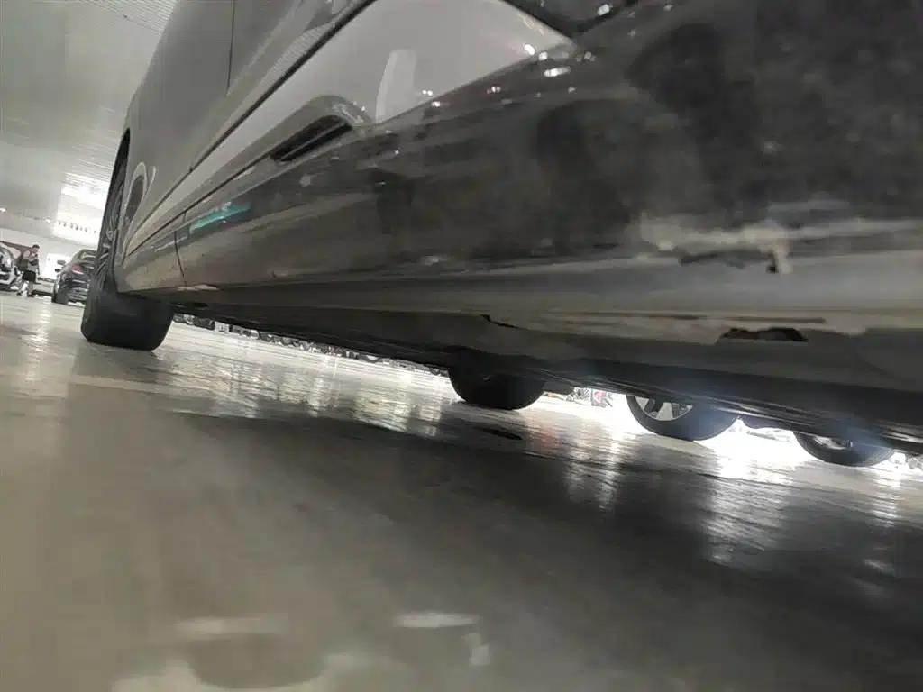 Denza D9 2022 DM-i 970 AWD Flagship Edition — миниатюра 22