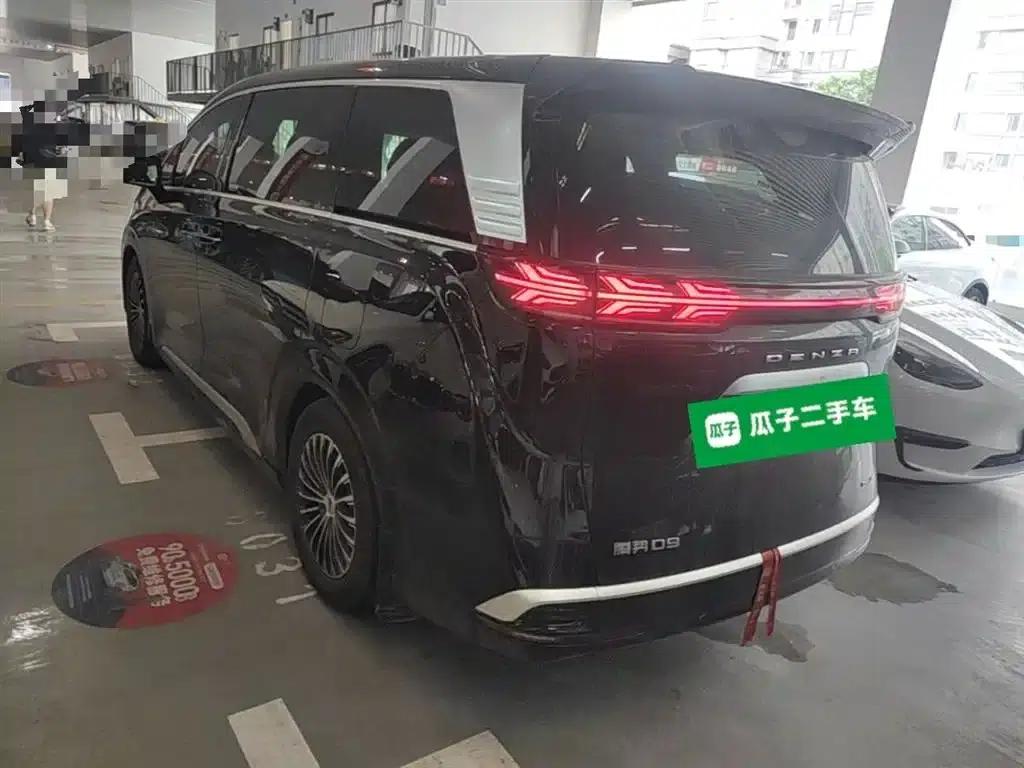 Denza D9 2022 DM-i 970 AWD Flagship Edition — миниатюра 5