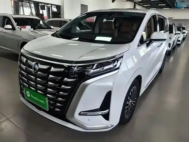 Denza D9 2022 DM-i 970 4WD Premium Edition