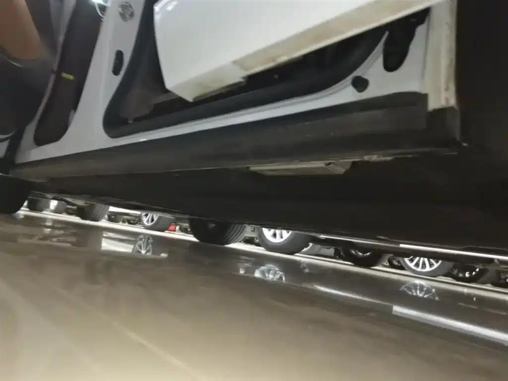 Denza D9 2022 DM-i 970 4WD Premium Edition — миниатюра 22