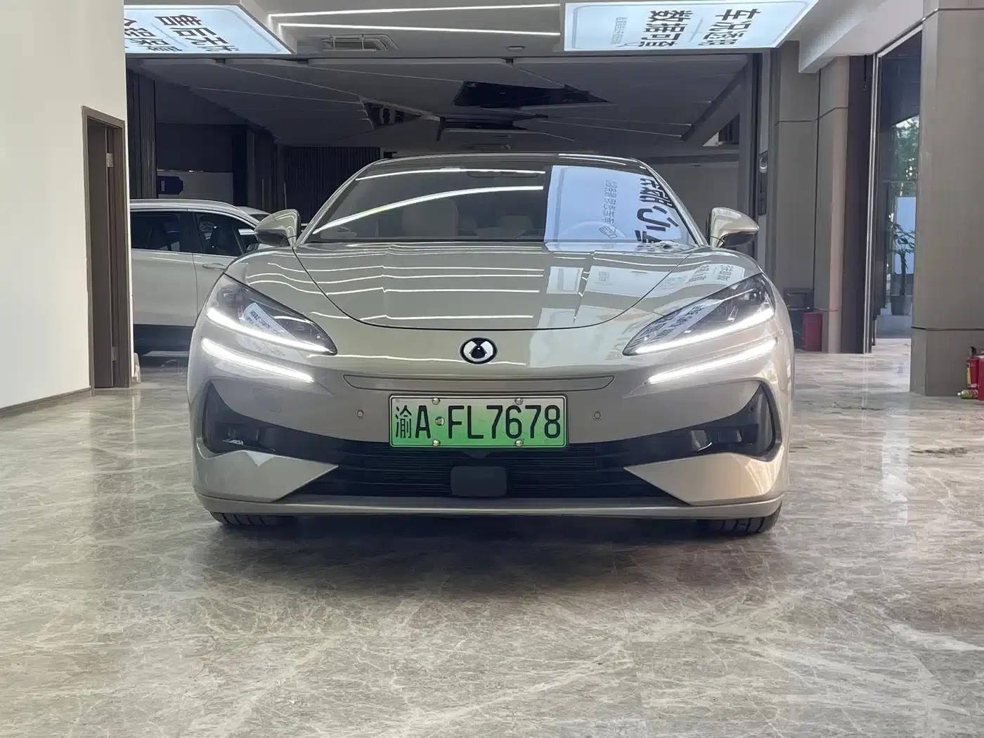 Denza Z9 2024 Model, 1100km Range, 4WD Ultra Edition — миниатюра 2