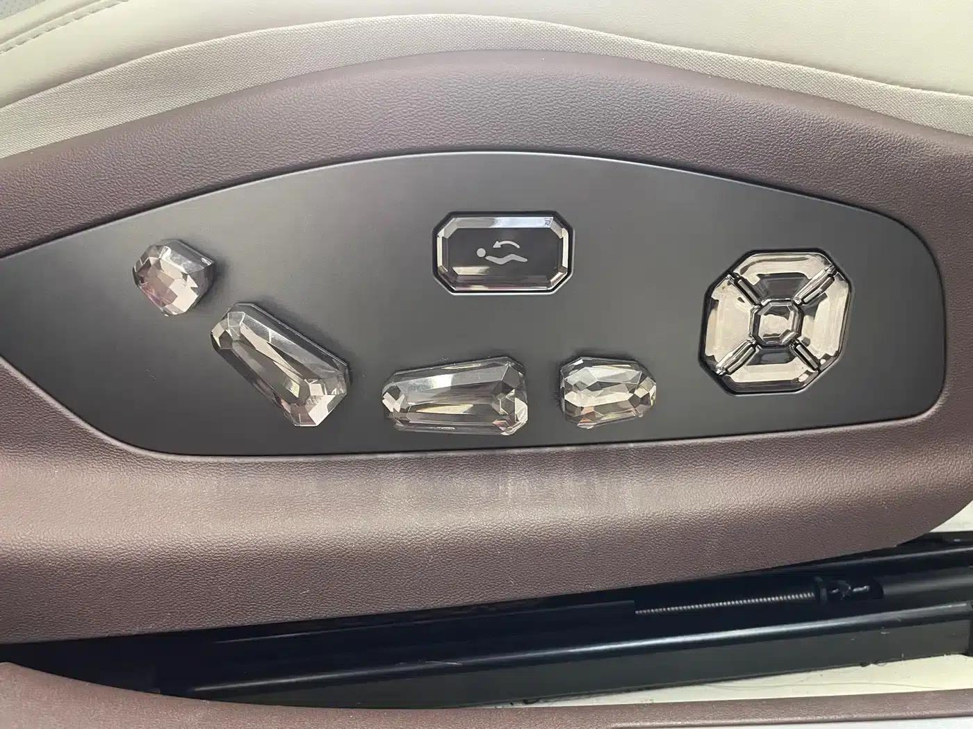 Denza Z9 2024 Model, 1100km Range, 4WD Ultra Edition — миниатюра 25