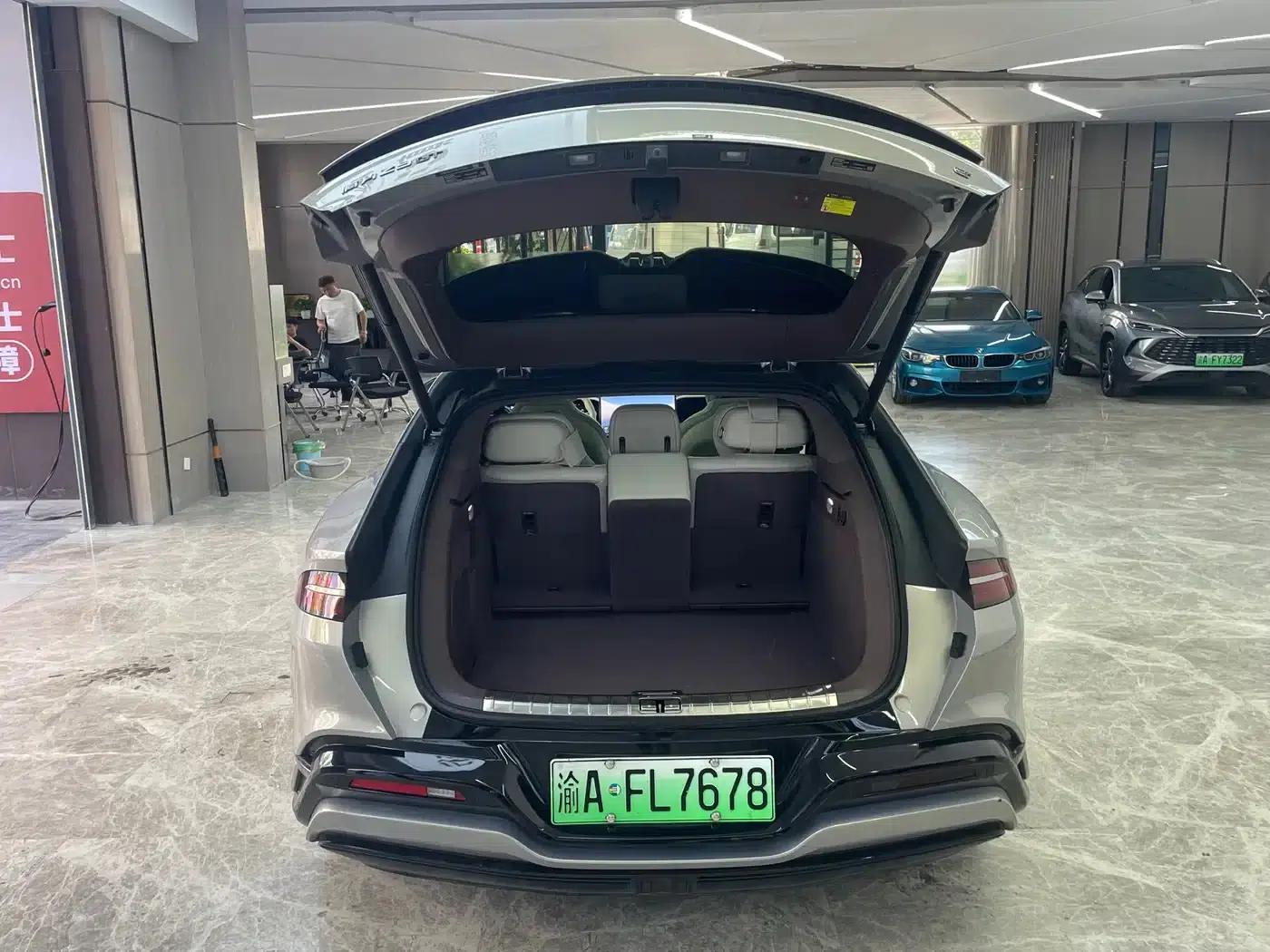 Denza Z9 2024 Model, 1100km Range, 4WD Ultra Edition — миниатюра 8